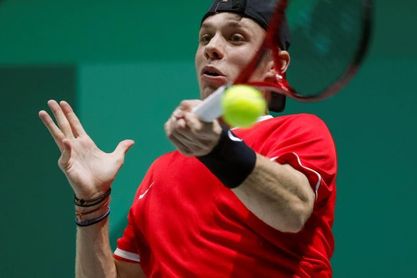 Shapovalov gana el pulso a Berrettini y da la victoria a Canadá Shapovalov gana el pulso a Berrettini y da la victoria a Canadá