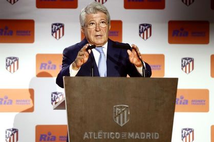 Cerezo: "En un principio, no vamos a fichar a nadie" Cerezo: "En un principio, no vamos a fichar a nadie"