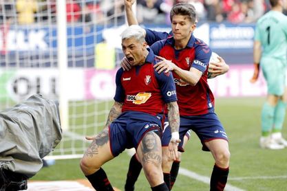 1-2. El Athletic acaba con el récord del Osasuna de Chimy Ávila y Roncaglia 1-2. El Athletic acaba con el récord del Osasuna de Chimy Ávila y Roncaglia
