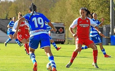 Imagen del partido disputado entre el Depor y el Sevilla en Abegondo. Imagen del partido disputado entre el Depor y el Sevilla en Abegondo.