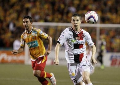 Alajuelense y Herediano jugarán la final del fútbol de Costa Rica Alajuelense y Herediano jugarán la final del fútbol de Costa Rica