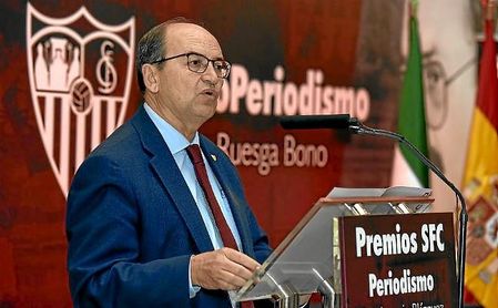 José Castro, durante el acto de los Premios Blázquez. José Castro, durante el acto de los Premios Blázquez.