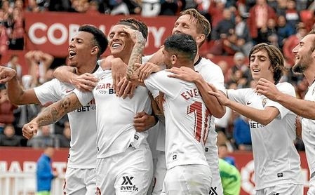 Diego Carlos se suma a la lista de goleadores. Diego Carlos se suma a la lista de goleadores.