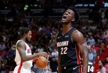 110-121. Butler logra triple-doble y los Heat ganan en casa de los Raptors 110-121. Butler logra triple-doble y los Heat ganan en casa de los Raptors