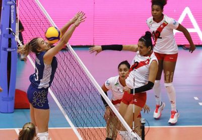 Argentina abre el Preolímpico de Bogotá con una contundente victoria 3-0 sobre Perú Argentina abre el Preolímpico de Bogotá con una contundente victoria 3-0 sobre Perú