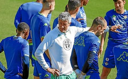 Quique Setién, durante su etapa en el Real Betis. Quique Setién, durante su etapa en el Real Betis.