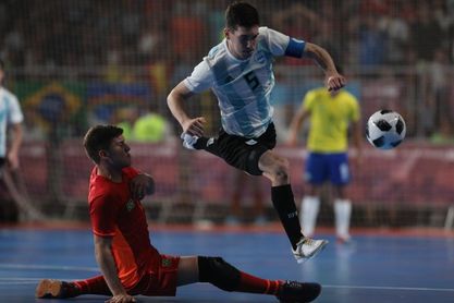 Brasil y Argentina encabezan los grupos de las eliminatorias para el Mundial de Futsal de Lituania Brasil y Argentina encabezan los grupos de las eliminatorias para el Mundial de Futsal de Lituania