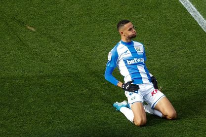 El Sevilla pagará 20 millones por el delantero marroquí del Leganés En-Nesyri El Sevilla pagará 20 millones por el delantero marroquí del Leganés En-Nesyri