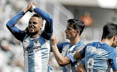 En-Nesyri celebra un gol en su etapa en el Málaga. En-Nesyri celebra un gol en su etapa en el Málaga.