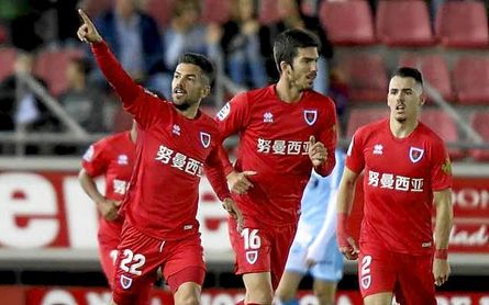 Curro Sánchez explota lejos de Sevilla Curro Sánchez explota lejos de Sevilla