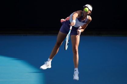 Muguruza reacciona y vence en su estreno a la estadounidense Rogers Muguruza reacciona y vence en su estreno a la estadounidense Rogers
