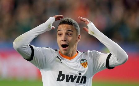 El Barcelona rompe las negociaciones con el Valencia por Rodrigo El Barcelona rompe las negociaciones con el Valencia por Rodrigo