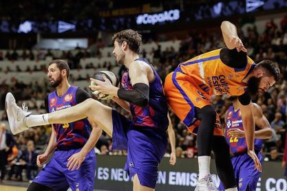 78-82. El Valencia destrona a un campeón intermitente 78-82. El Valencia destrona a un campeón intermitente