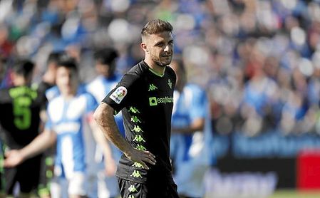 Joaquín es uno de los que apenas pudo recibir y girarse. Joaquín es uno de los que apenas pudo recibir y girarse.