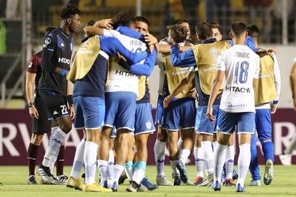 Un penalti agóico clasifica a Vélez a la segunda fase de la Copa Sudamericana Un penalti agóico clasifica a Vélez a la segunda fase de la Copa Sudamericana