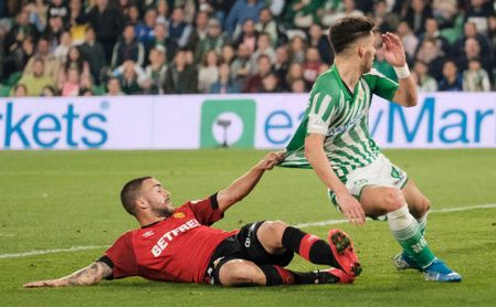Real Betis 3-3 Mallorca: La épica se escurre por el agujero Real Betis 3-3 Mallorca: La épica se escurre por el agujero