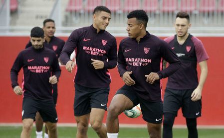 Todos coinciden en el Sevilla FC: Diego Carlos y Koundé ...