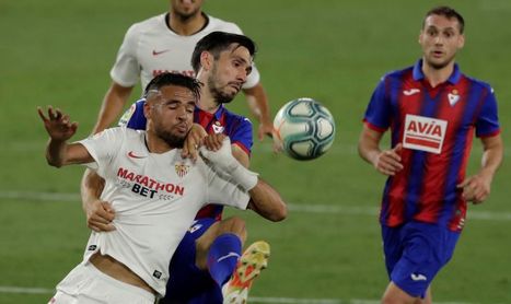 1-0. El Sevilla da un paso de gigante hacia la 'Champions' con Ocampos en figura 1-0. El Sevilla da un paso de gigante hacia la 'Champions' con Ocampos en figura