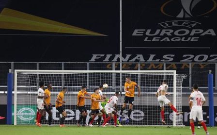 Wolverhampton-Sevilla FC (0-1): Ocampos desatasca un sufrido pase a semifinales Wolverhampton-Sevilla FC (0-1): Ocampos desatasca un sufrido pase a semifinales