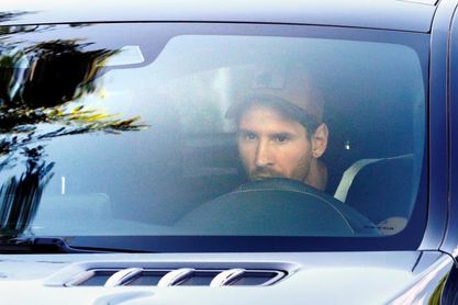 Messi trabaja en solitario en su vuelta a los entrenamientos Messi trabaja en solitario en su vuelta a los entrenamientos