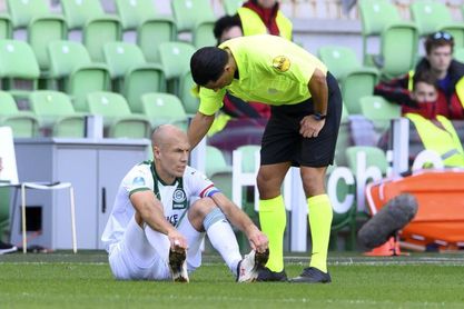 Robben se retira lesionado en su primer partido con el Groningen Robben se retira lesionado en su primer partido con el Groningen