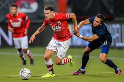 Los neerlandeses Idrissi y Rekik están en Sevilla para cerrar sus fichajes Los neerlandeses Idrissi y Rekik están en Sevilla para cerrar sus fichajes