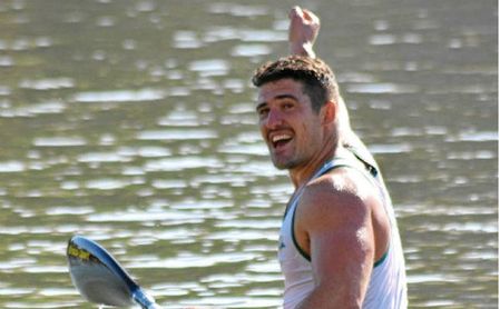 David Martínez, vencedor en K-1 sénior. David Martínez, vencedor en K-1 sénior.