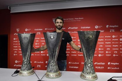 Nico Pareja se acuerda "muy especialmente" del Sevilla FC en su despedida Nico Pareja se acuerda "muy especialmente" del Sevilla FC en su despedida