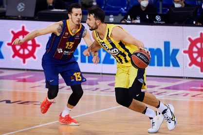 97-55. El líder tritura a un pobre Fenerbahce 97-55. El líder tritura a un pobre Fenerbahce