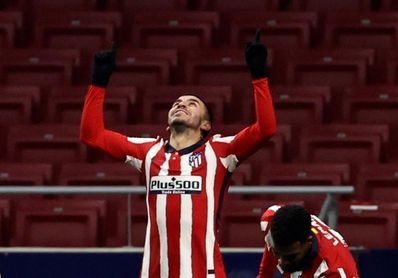 Correa y Saúl hacen al Atlético campeón de invierno (2-0) Correa y Saúl hacen al Atlético campeón de invierno (2-0)