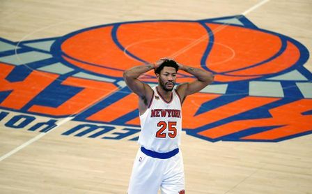 Knicks acuerda con Pistons el traspaso del veterano base Derrick Rose. Knicks acuerda con Pistons el traspaso del veterano base Derrick Rose.