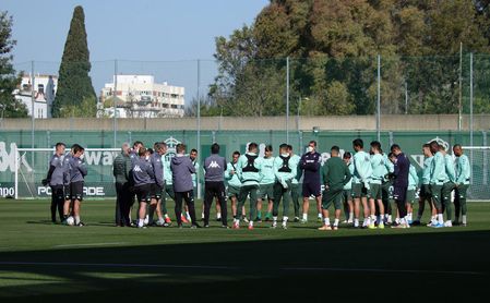 Pellegrini recupera efectivos pensando en el Levante. Pellegrini recupera efectivos pensando en el Levante.
