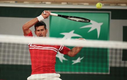 Djokovic y Nadal dan el primer paso hacia su ansiada semifinal Djokovic y Nadal dan el primer paso hacia su ansiada semifinal
