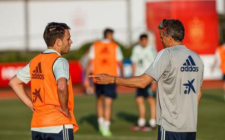 Uribes: "No vacunamos a los futbolistas, vacunamos a la selección española" Uribes: "No vacunamos a los futbolistas, vacunamos a la selección española"