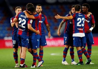 El Levante arrancará el 7 de julio y confirma un amistoso ante el Stade Rennais El Levante arrancará el 7 de julio y confirma un amistoso ante el Stade Rennais