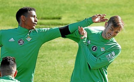 Dos ex y una plusvalía que puede empujar a otra en el Betis Dos ex y una plusvalía que puede empujar a otra en el Betis