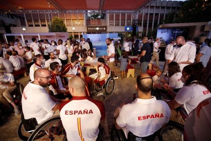 Los paralímpicos españoles, recibidos como héroes en Madrid Los paralímpicos españoles, recibidos como héroes en Madrid