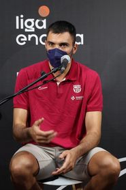 Pierre Oriola: "Queremos empezar la temporada ganando la Supercopa" Pierre Oriola: "Queremos empezar la temporada ganando la Supercopa"
