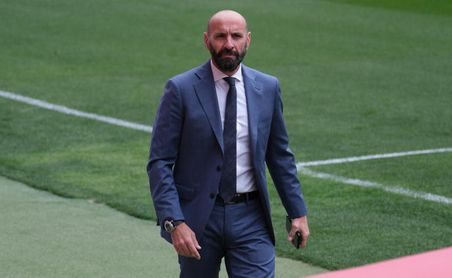 Monchi, sobre la derrota del Sevilla FC contra el Lille, su papel en el vestuario, la lesión de Jesús Navas... Monchi, sobre la derrota del Sevilla FC contra el Lille, su papel en el vestuario, la lesión de Jesús Navas...
