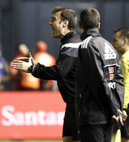 Iñaki Bea prepara con selección AFE su estreno como primer entrenador Iñaki Bea prepara con selección AFE su estreno como primer entrenador