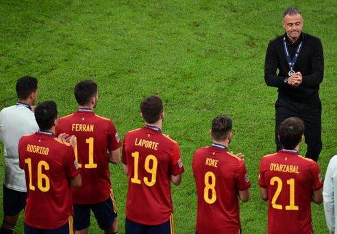 Bélgica sigue líder y España es séptima Bélgica sigue líder y España es séptima
