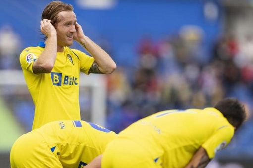 Getafe 4-0 Cádiz: El Cádiz negocia su lucha... y sale escaldado del Coliseum. Getafe 4-0 Cádiz: El Cádiz negocia su lucha... y sale escaldado del Coliseum.