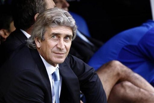 El Málaga por fin se olvida de Pellegrini. El Málaga por fin se olvida de Pellegrini.