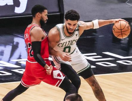 108-90. Tatum, Brown y los Celtics hunden a los Rockets 108-90. Tatum, Brown y los Celtics hunden a los Rockets