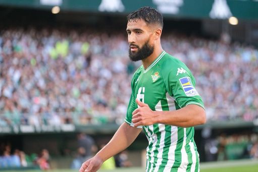 Las sensaciones que transmite la renovación de Nabil Fekir con el Betis... y la realidad Las sensaciones que transmite la renovación de Nabil Fekir con el Betis... y la realidad