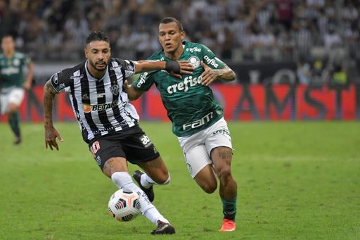 Mineiro cede un empate pero mantiene amplia ventaja sobre Flamengo en Brasil Mineiro cede un empate pero mantiene amplia ventaja sobre Flamengo en Brasil
