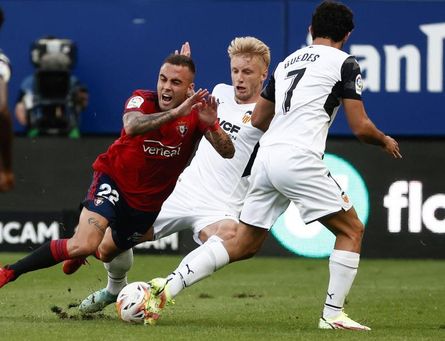 Rober Ibáñez, positivo por covid en Osasuna Rober Ibáñez, positivo por covid en Osasuna