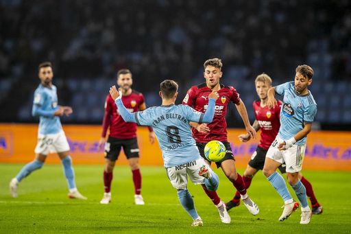 1-2: El Valencia aprovecha los errores defensivos del Celta 1-2: El Valencia aprovecha los errores defensivos del Celta