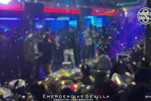 La Policía de Sevilla desaloja 680 personas en dos fiestas de Nochevieja en Pino Montano.