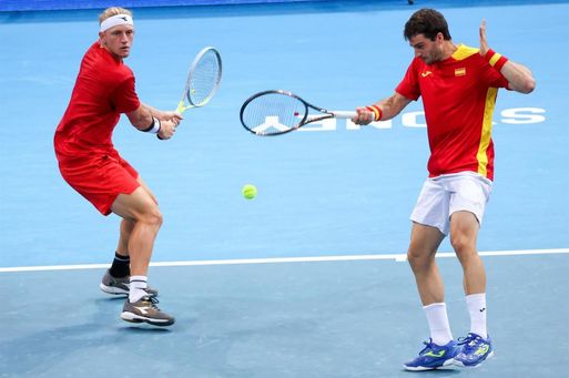 El dobles español redondea la victoria sobre Noruega por 3-0 El dobles español redondea la victoria sobre Noruega por 3-0